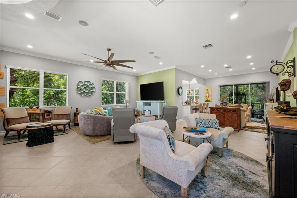 12089 Lucca ST 201