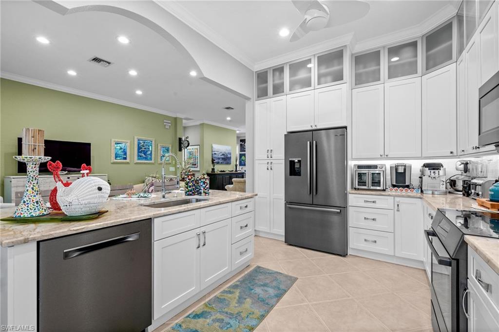 12089 Lucca ST 201 photo 11