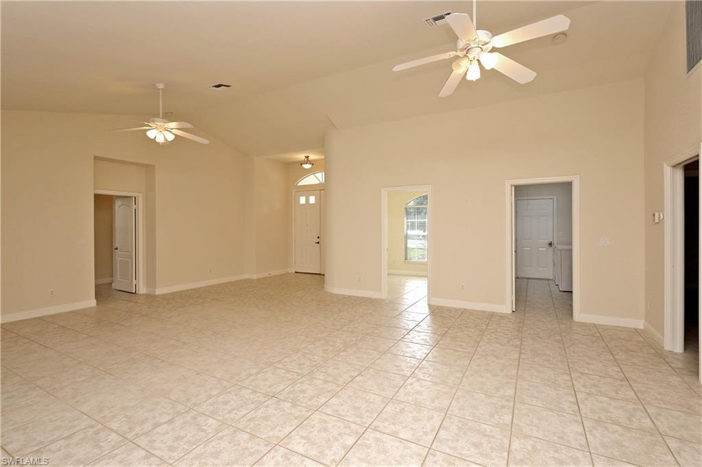 32 Heritage WAY photo 10