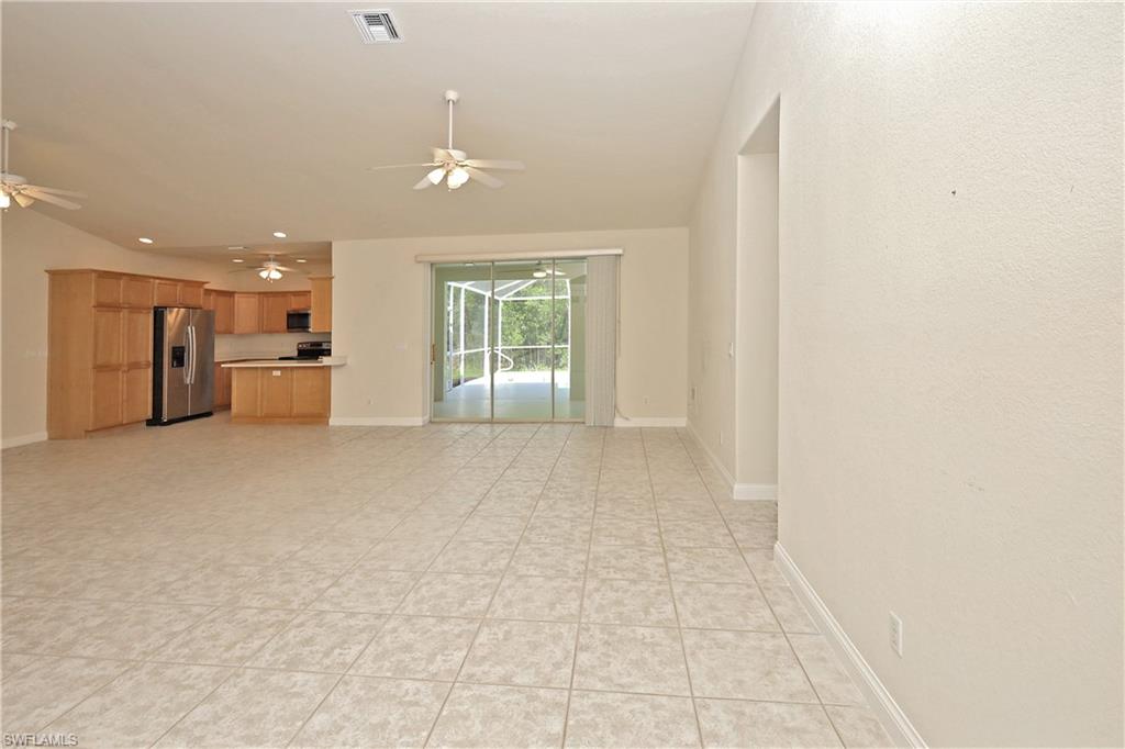 32 Heritage WAY photo 14