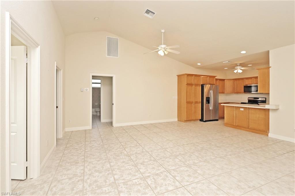 32 Heritage WAY photo 11
