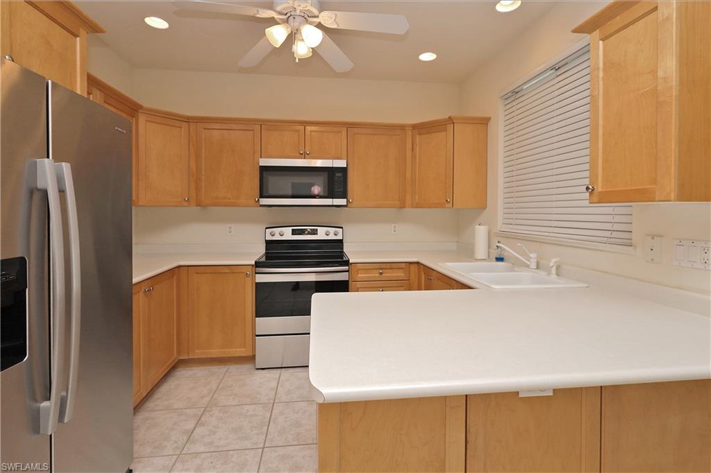 32 Heritage WAY photo 8