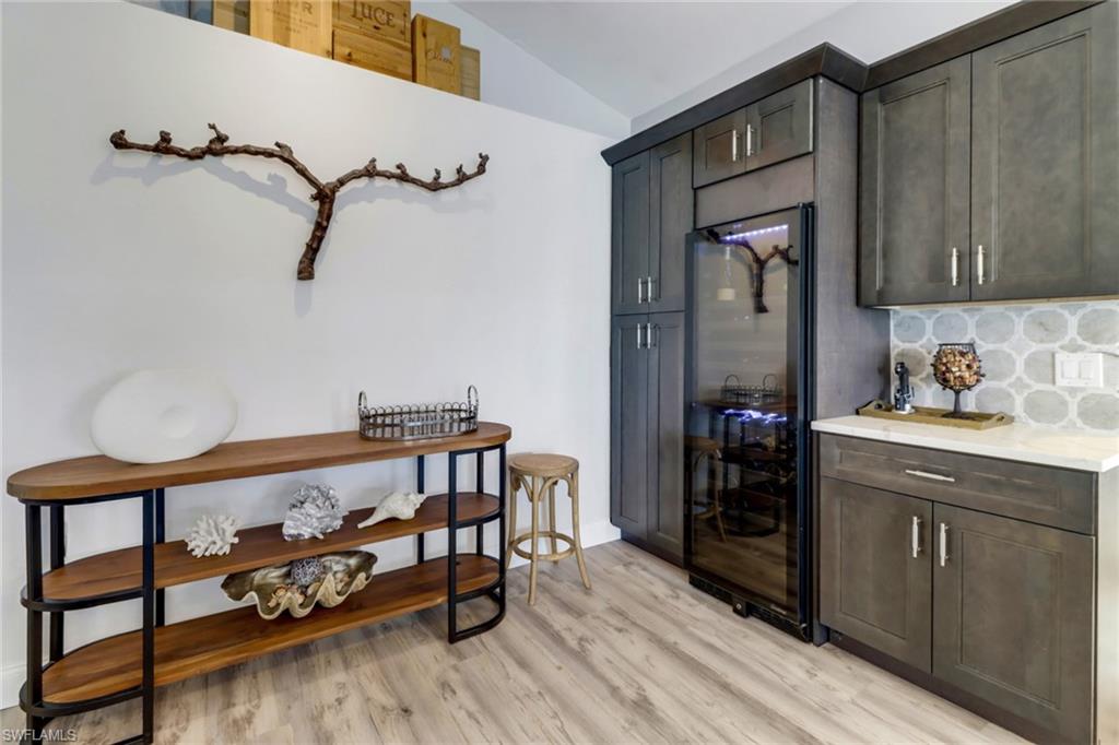 1059 Jardin DR