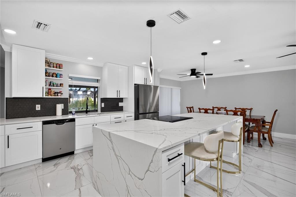 1504 Beechwood TRL