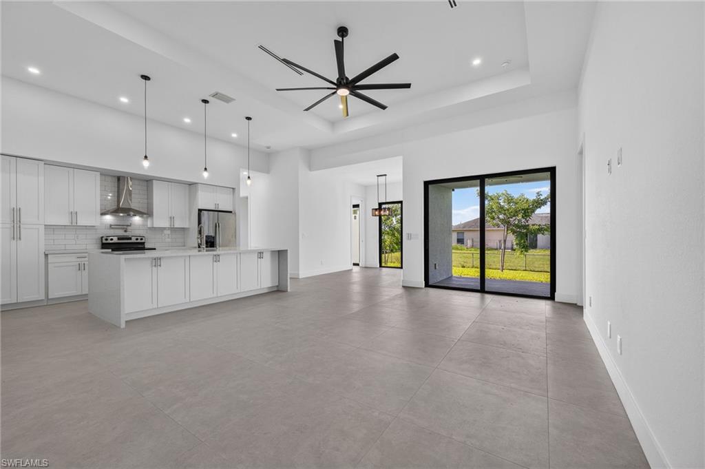 1728 Kismet PKWY W photo 7