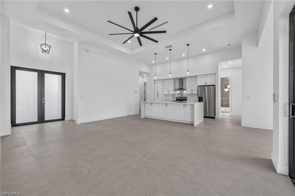 1728 Kismet PKWY W photo 8