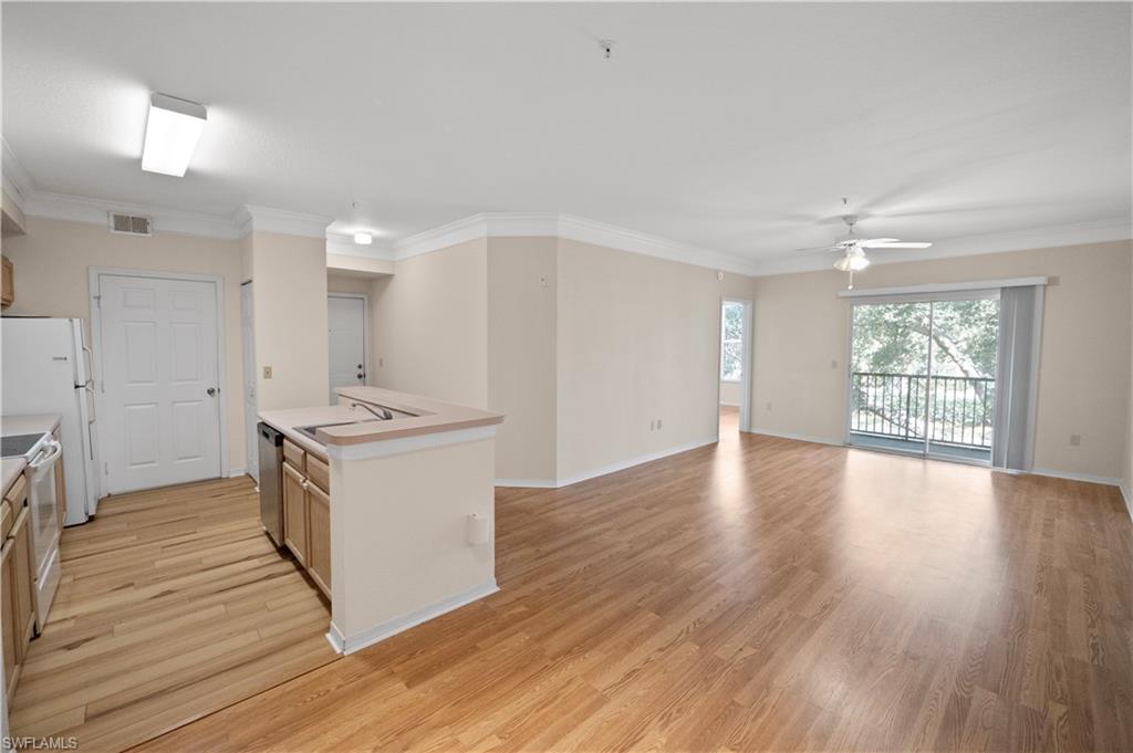 11510 Villa Grand 403 photo 9