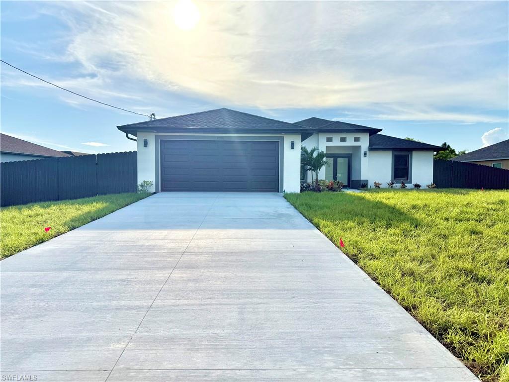 3006 NW Douglas CIR
