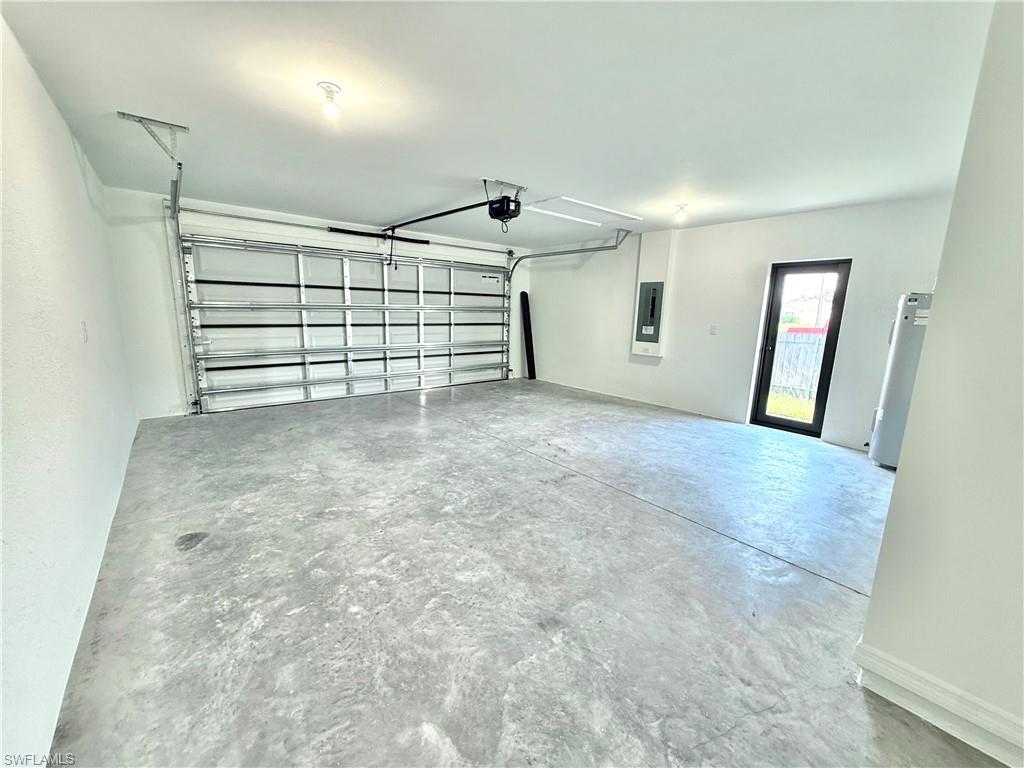 3006 NW Douglas CIR photo 15