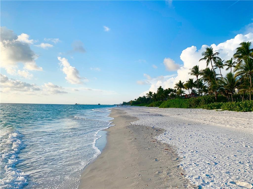 Just minutes to downtown Naples and beaches