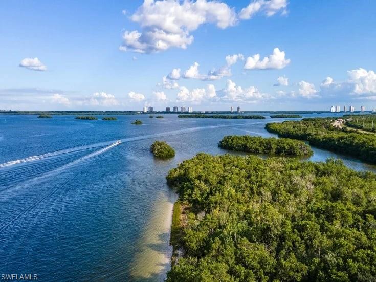 8771 Estero BLVD 503 photo 32