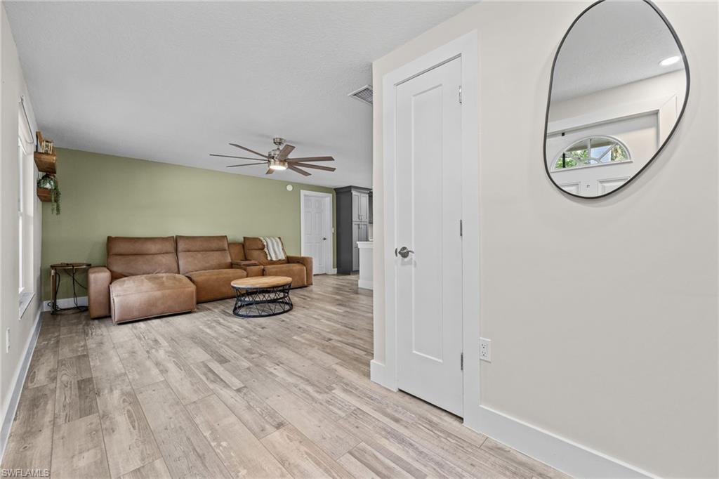 1223 Biltmore DR photo 7