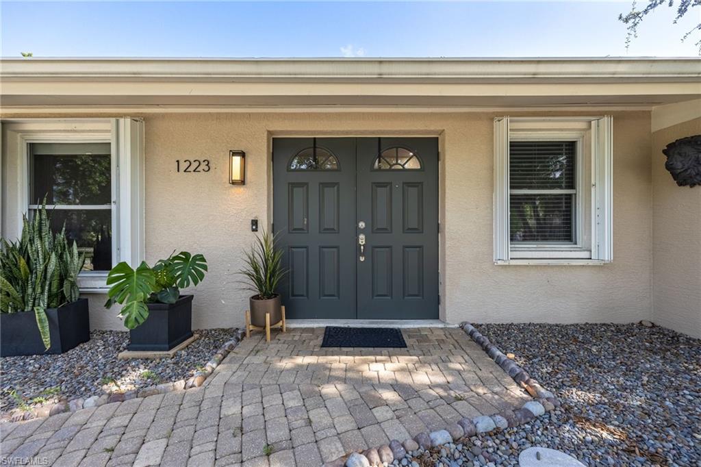 1223 Biltmore DR