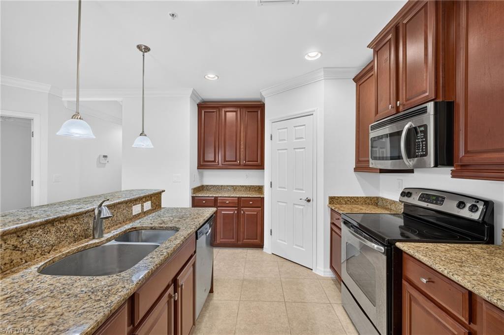 23421 Alamanda DR 101 photo 13
