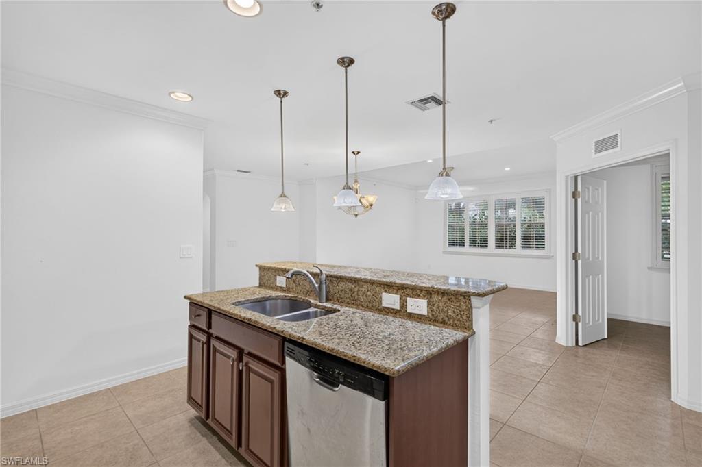 23421 Alamanda DR 101 photo 16