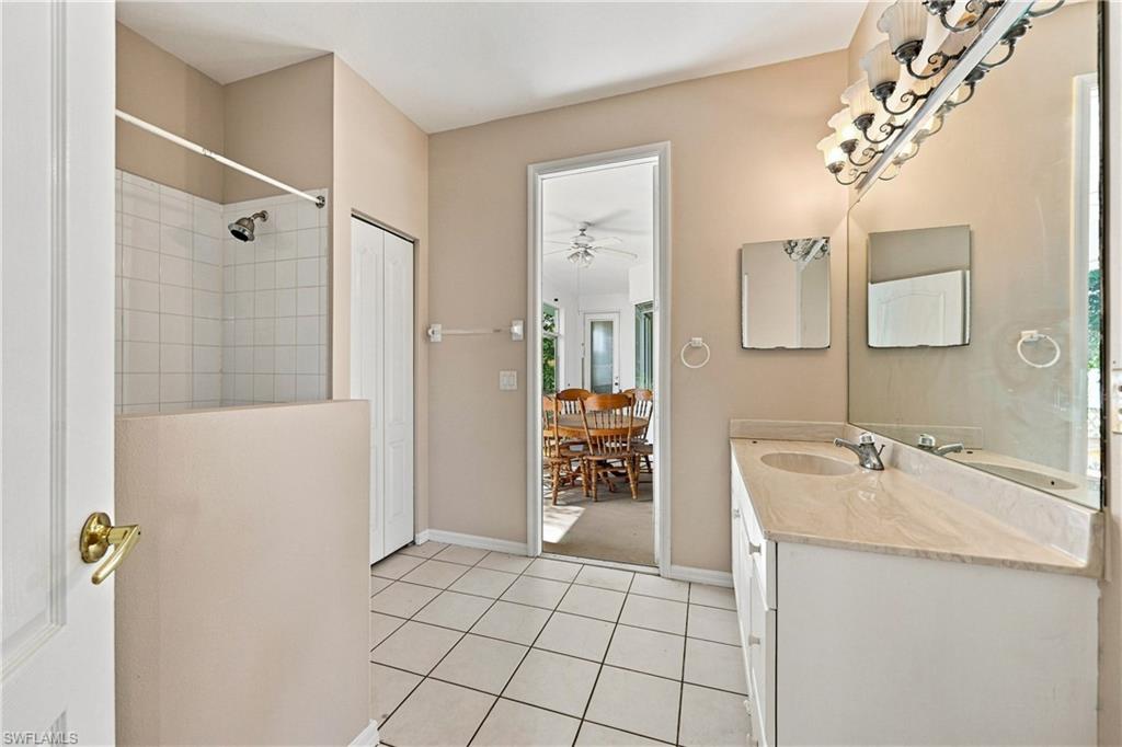 153 SE 1st AVE photo 24