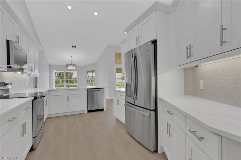 5137 Mabry DR
