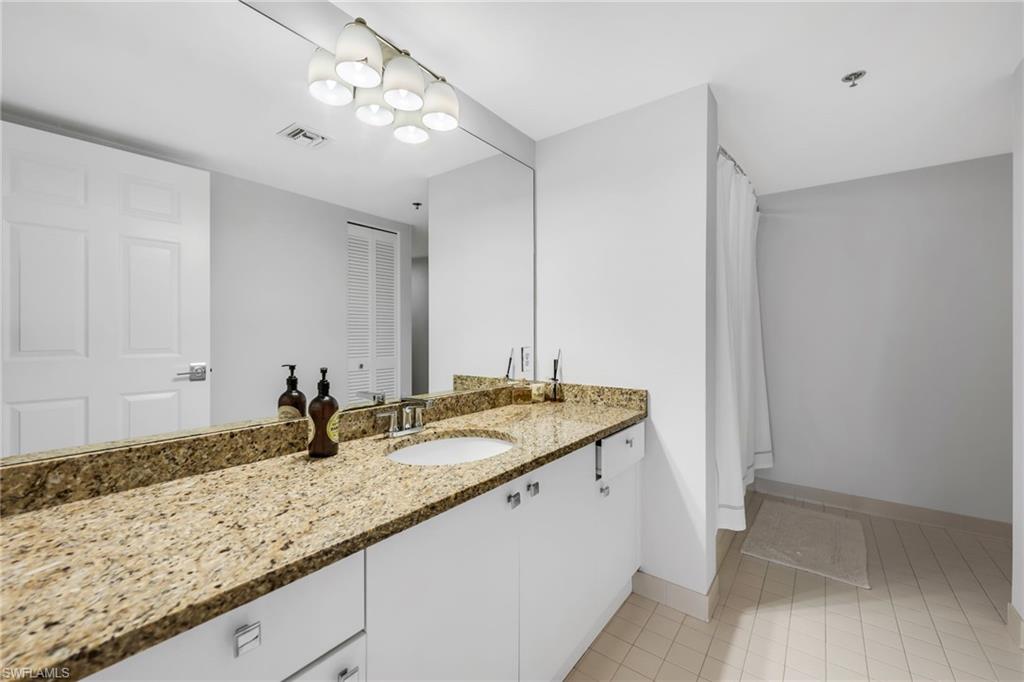 6585 Nicholas BLVD 1702 photo 6