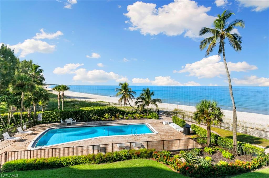 2121 Gulf Shore BLVD N 203 photo 23