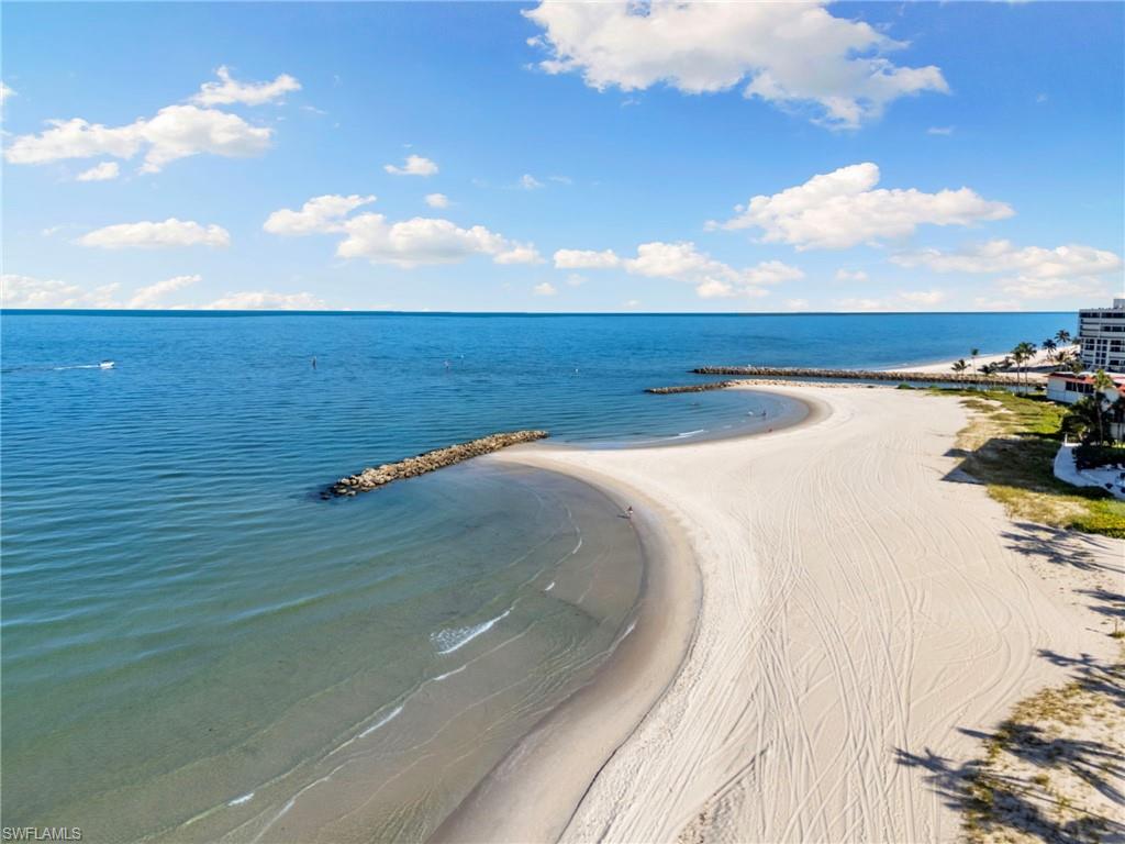 2121 Gulf Shore BLVD N 203 photo 38