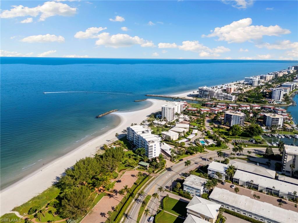 2121 Gulf Shore BLVD N 203 photo 33