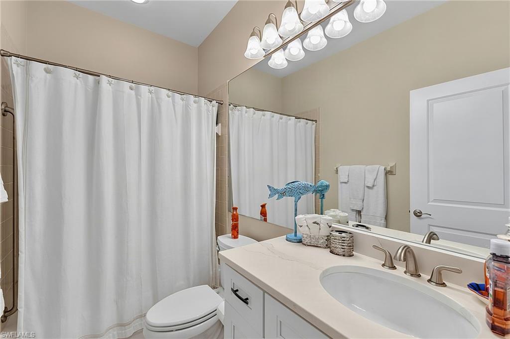 8760 Stockbridge DR photo 21