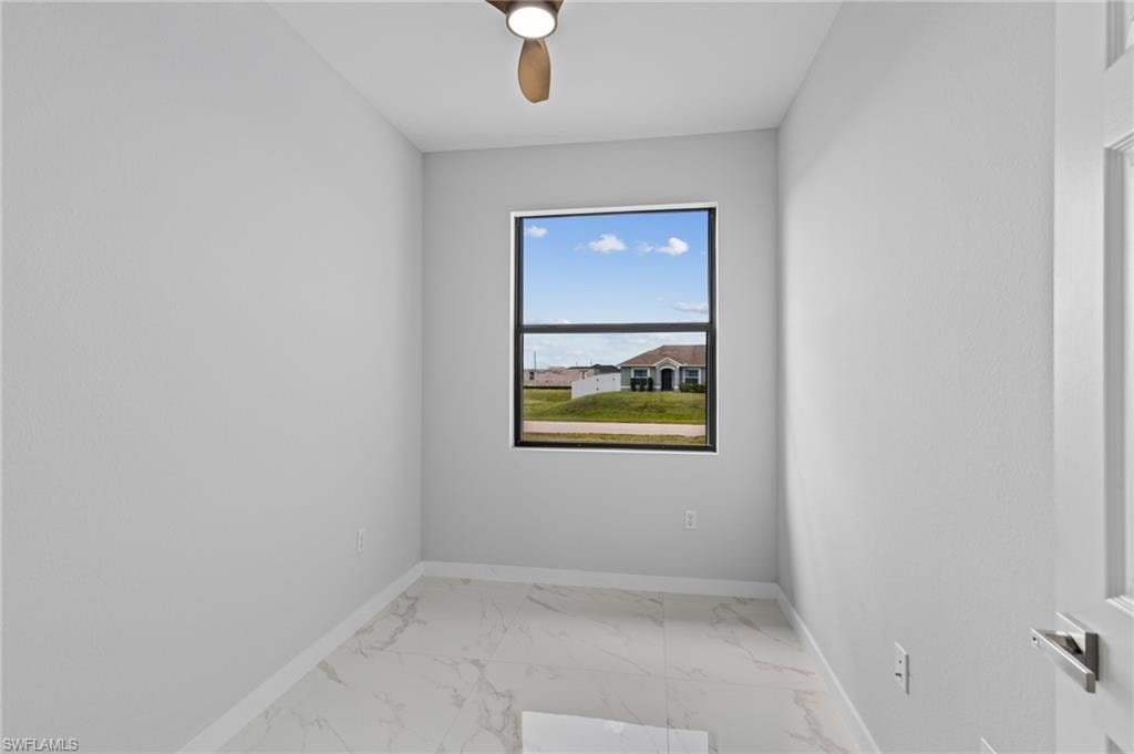 3921 NW 40th LN photo 27