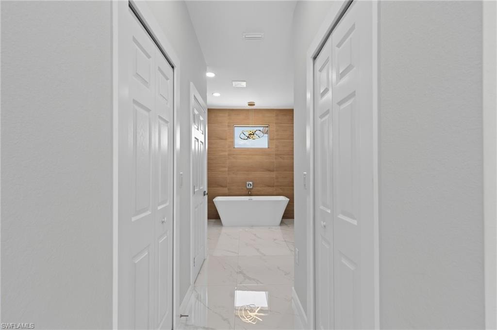 3921 NW 40th LN photo 16