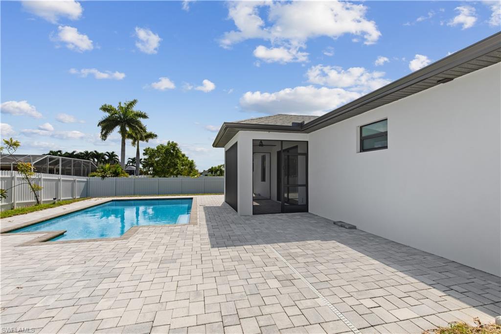 3921 NW 40th LN photo 32