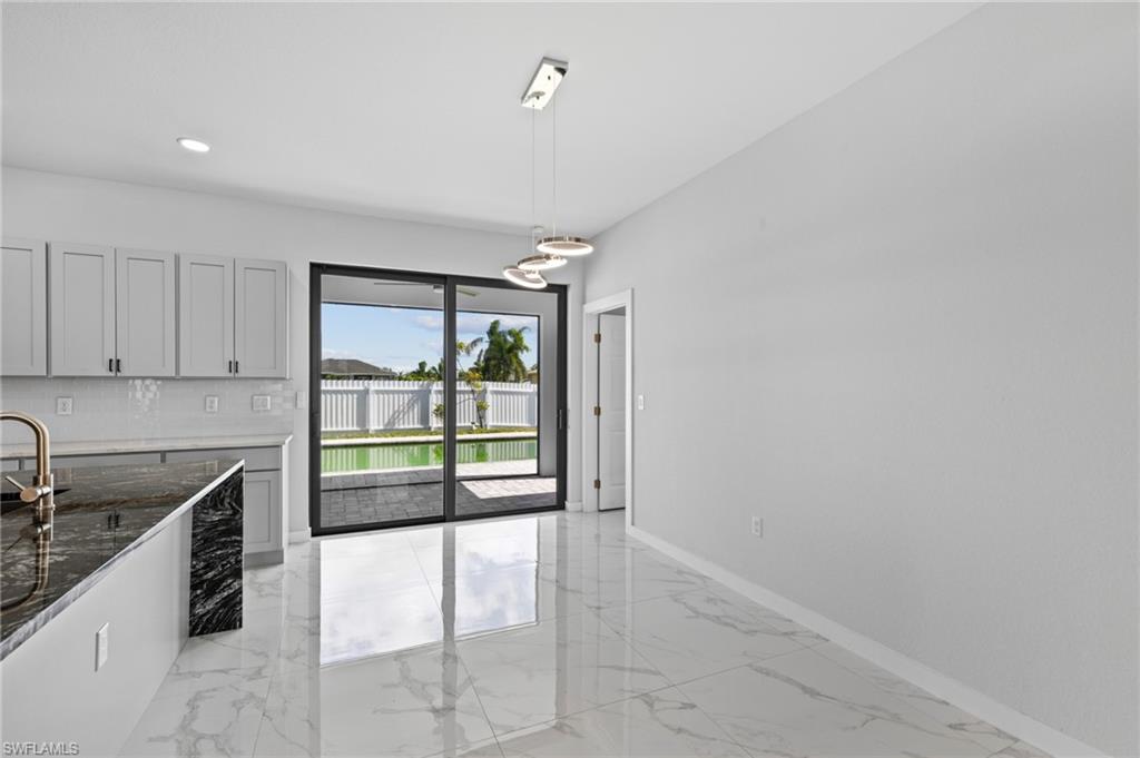 3921 NW 40th LN photo 10