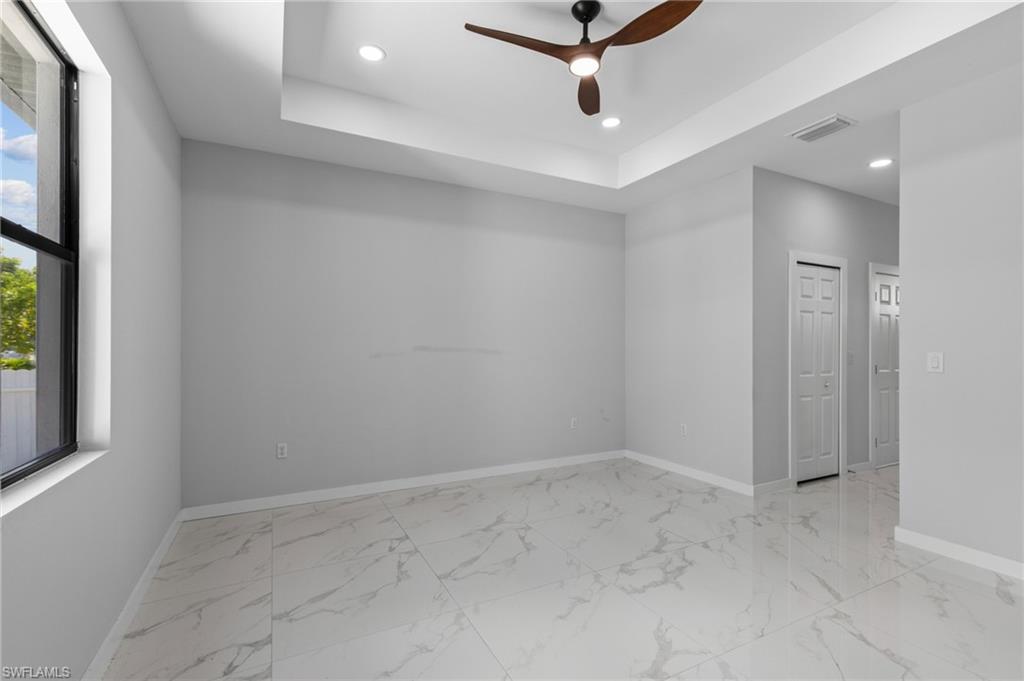 3921 NW 40th LN photo 14