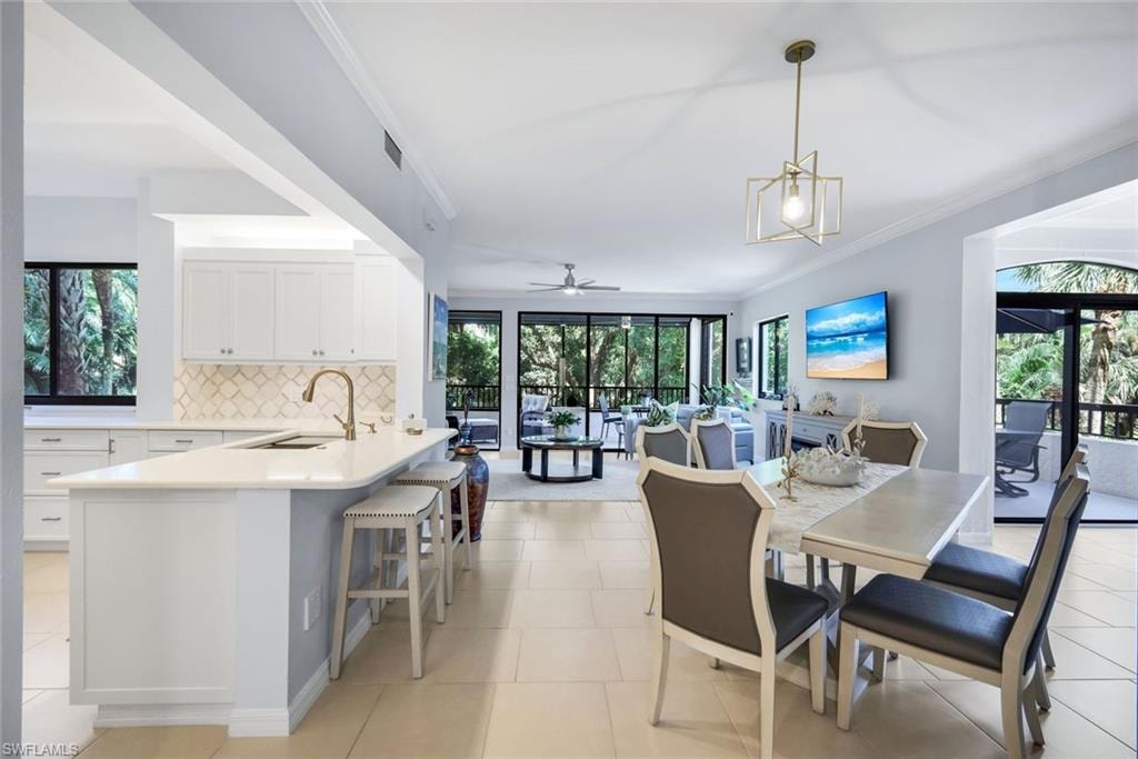 Breakfast Bar