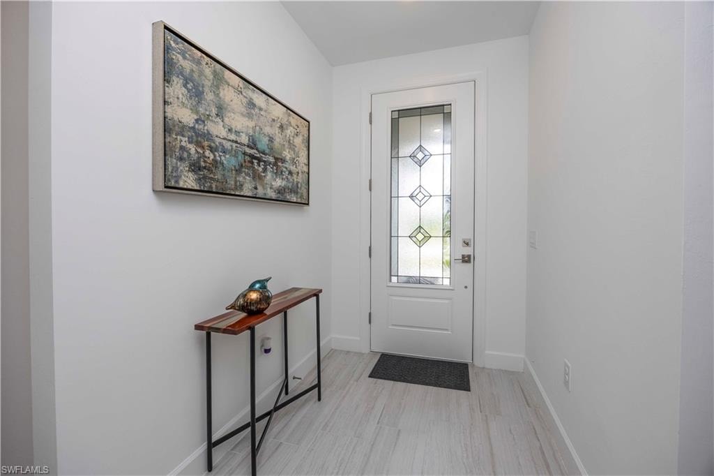 10383 Maddox LN photo 7