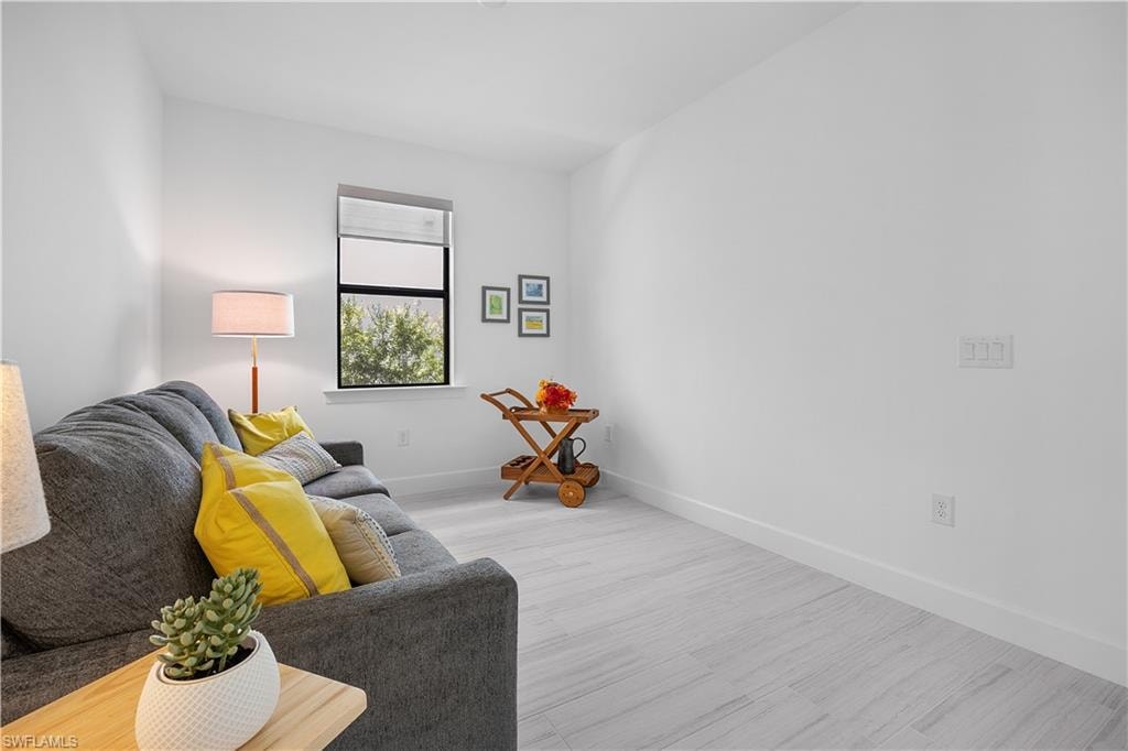 10383 Maddox LN photo 14