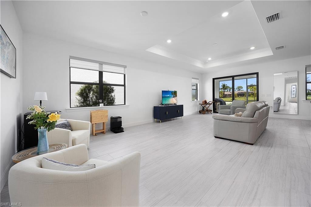 10383 Maddox LN photo 11