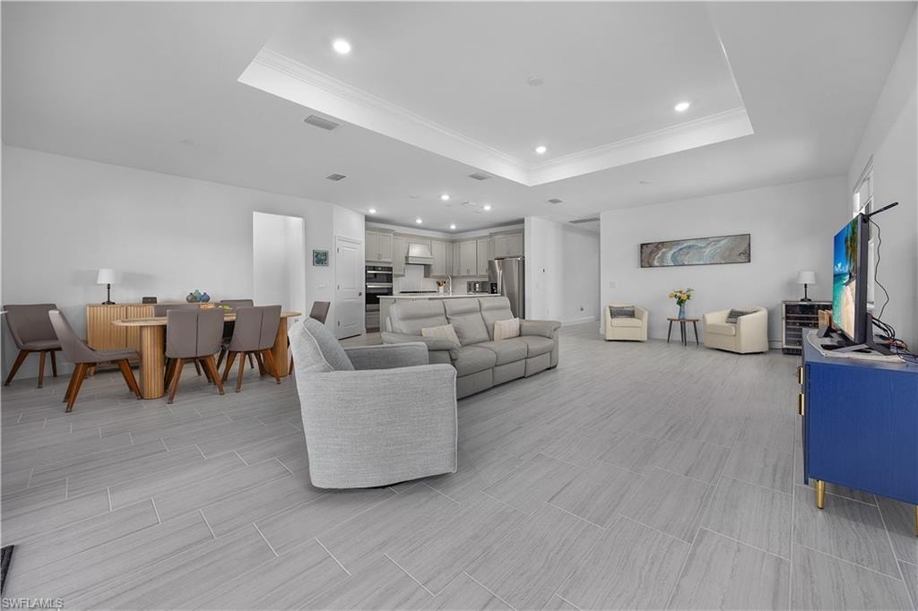 10383 Maddox LN photo 8
