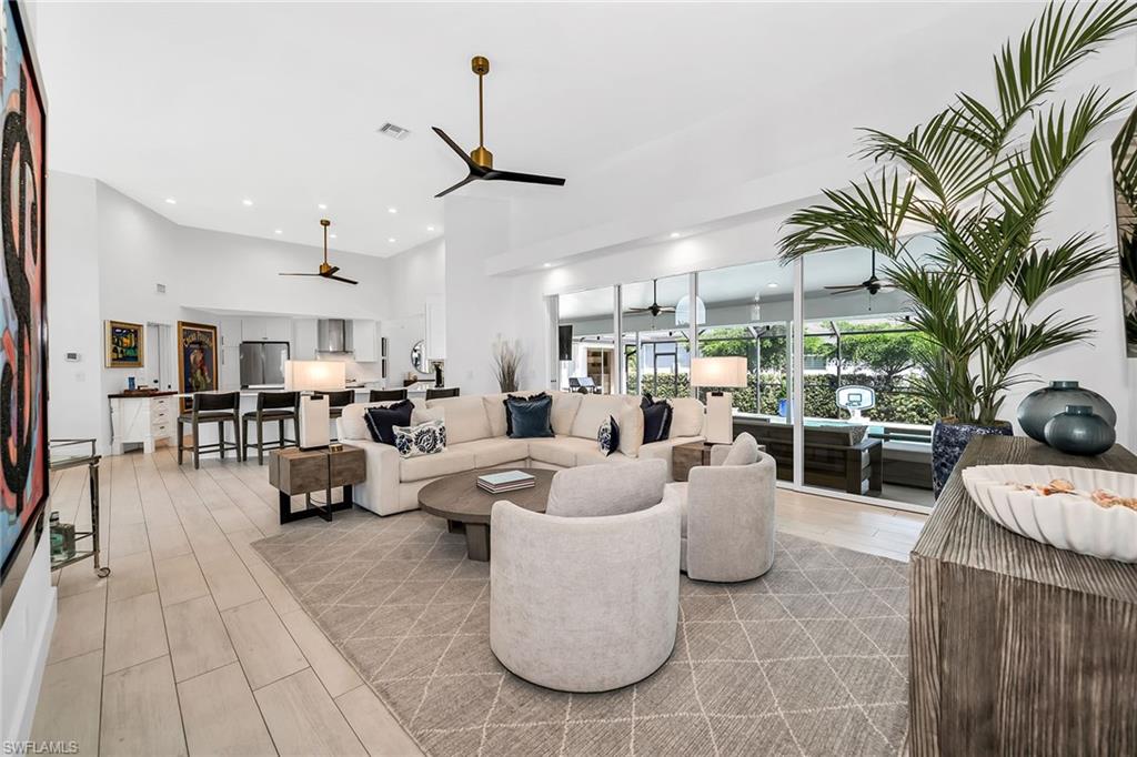 1276 Treasure CT