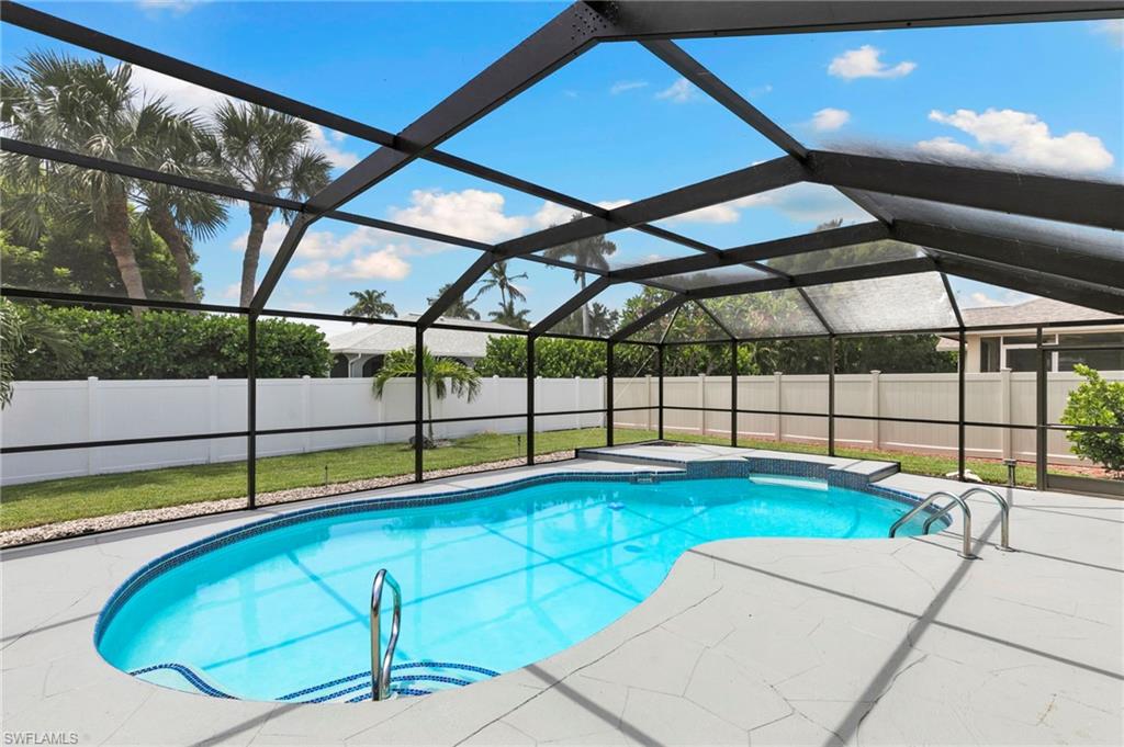 351 Columbus WAY photo 19