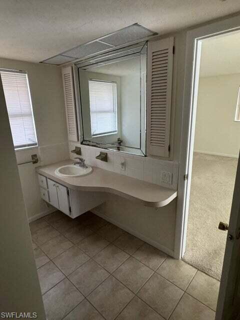 961 Scott DR photo 16