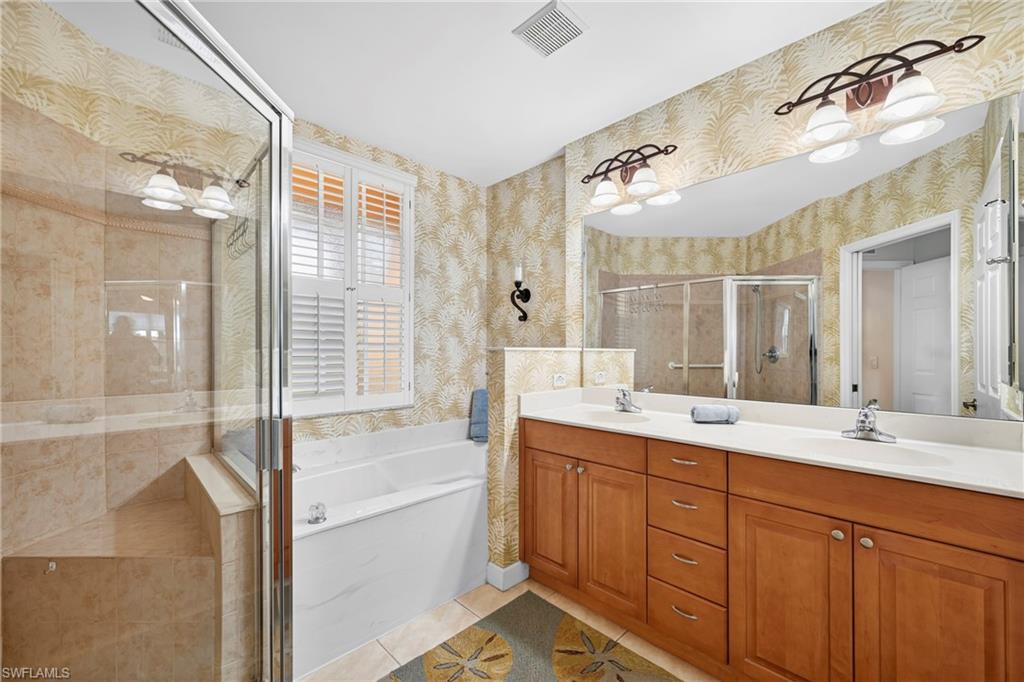 20231 Burnside PL 403 photo 15