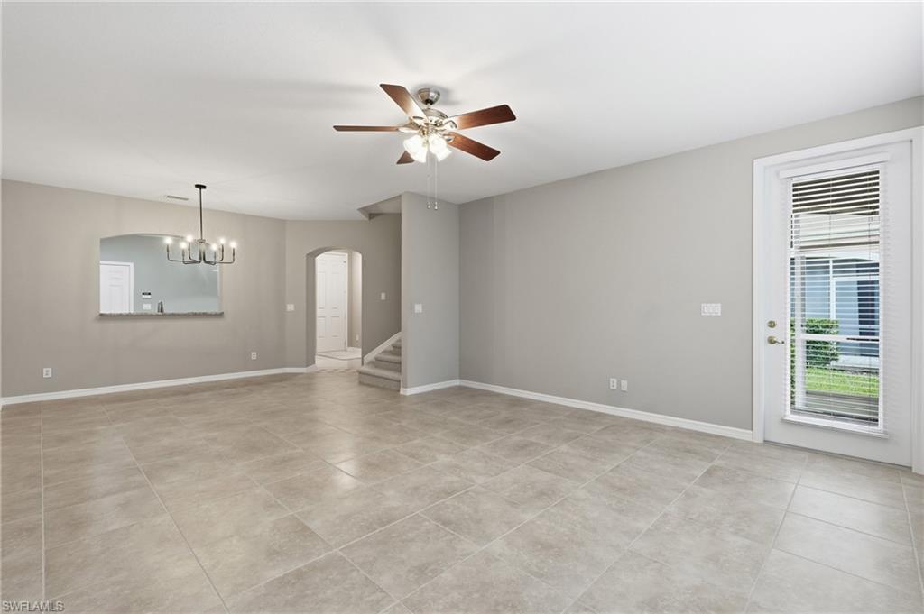 9829 Roundstone CIR photo 7