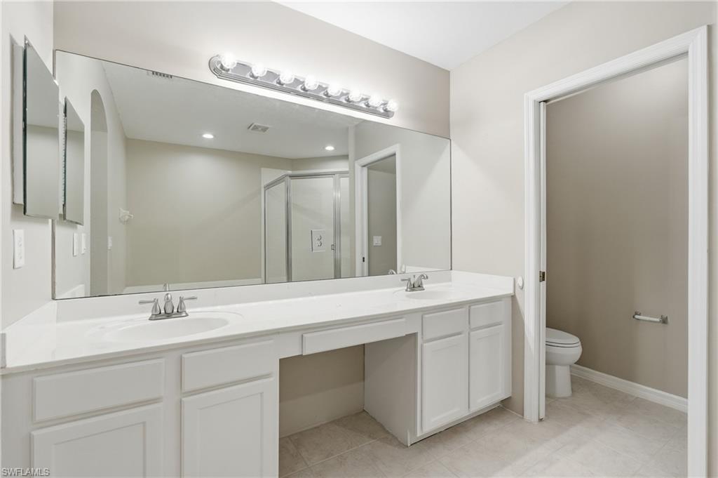 9829 Roundstone CIR photo 24