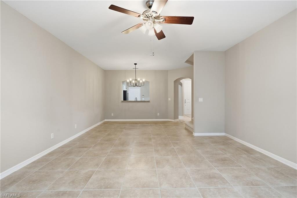 9829 Roundstone CIR photo 11