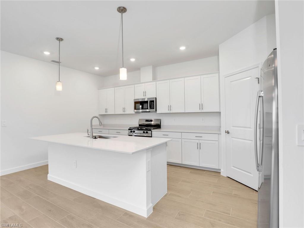 20416 Verawood LOOP photo 16