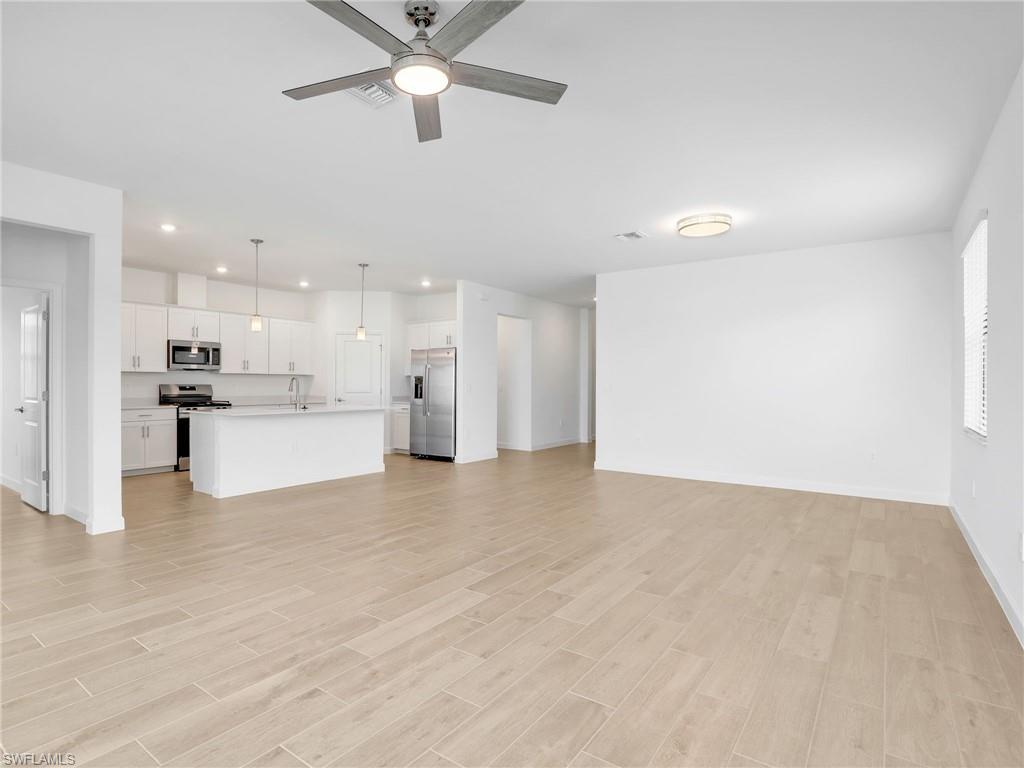 20416 Verawood LOOP photo 12