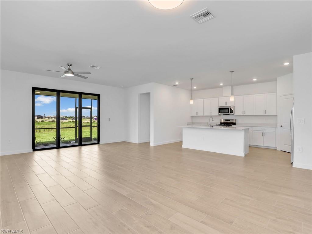 20416 Verawood LOOP photo 11