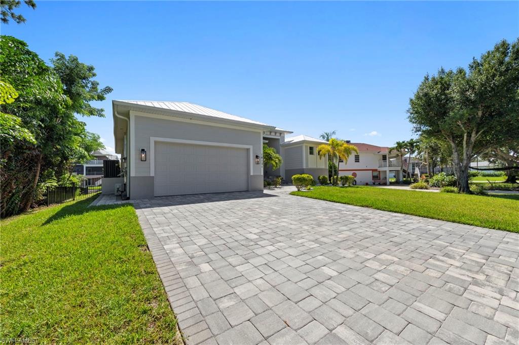 18151 Parkridge CIR