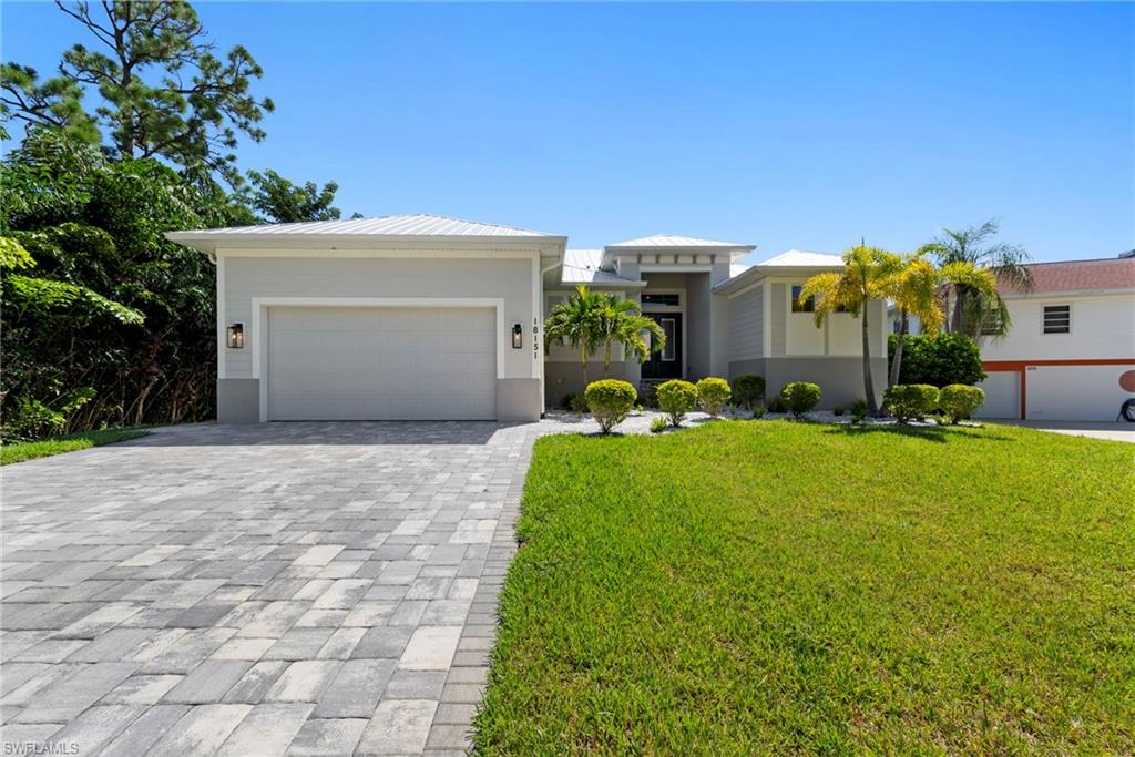 18151 Parkridge CIR