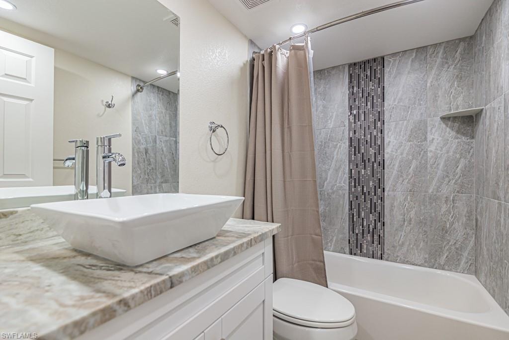 2562 Kings Lake BLVD 102 photo 16