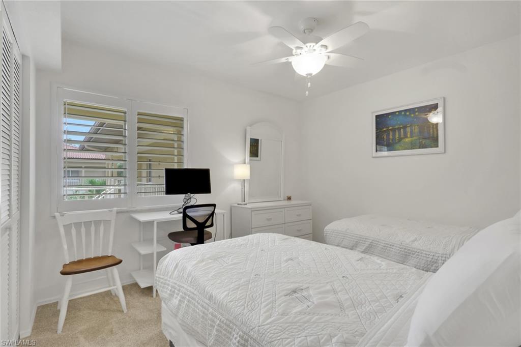 1025 Foxfire LN 303 photo 25